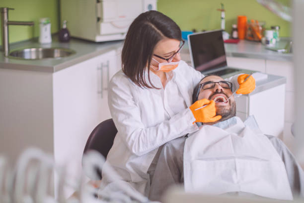 Best Emergency Orthodontic Repairs in Holstein, IA